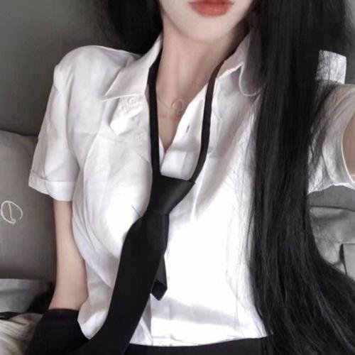 绝色春城